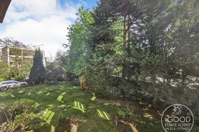 Flat 15, Lynwood, Wilmslow photo 4