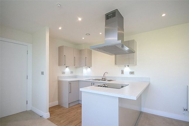 49, Empire House, Welwyn Garden City photo 3