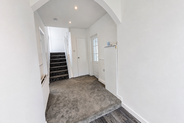 37, Cambuskeith Road, Stevenston photo 2