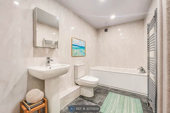 Rochdale Road Apt C, Bacup photo 5