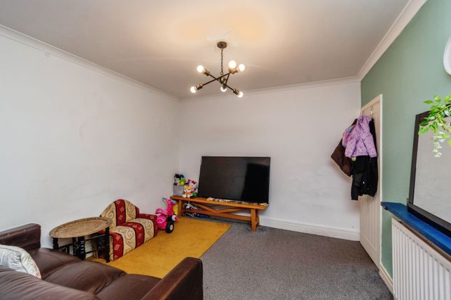 28, Wells Road, Wolverhampton photo 4