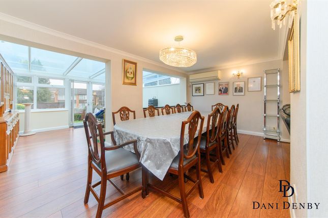 120, Anthony Road, Borehamwood photo 4