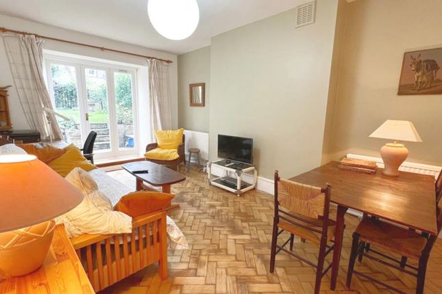 Thumbnail Flat to rent in Elgin Crescent, Notting Hill