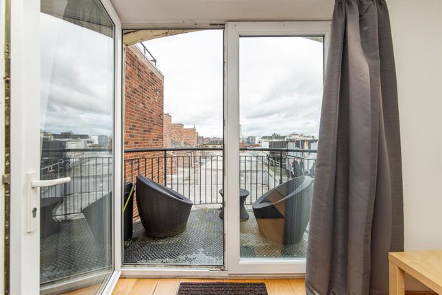 Flat to rent in Murton House, Grainger Street, Newcastle Upon Tyne