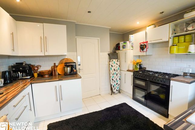 5 Denman Close, Retford photo 4