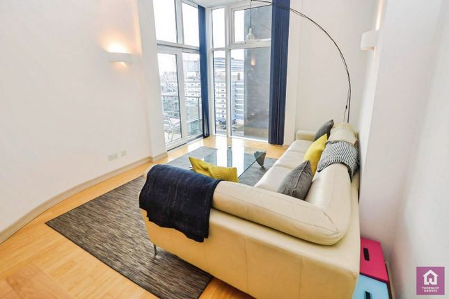 1-bed flat on Century Buildings, Spinningfields, £1,250/mo