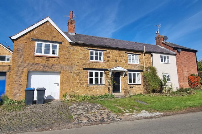 4-bed house on Clyde House, New Street, Southam, £500,000