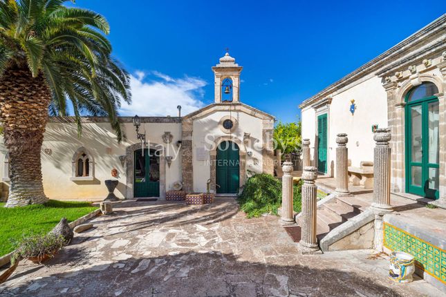Country house for sale in C.Da Piano Conte, Chiaramonte Gulfi, Sicilia