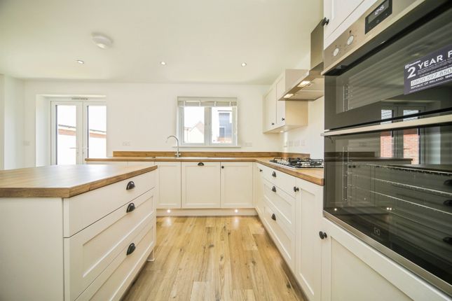 15, Ellis Close, Bury St. Edmunds photo 4