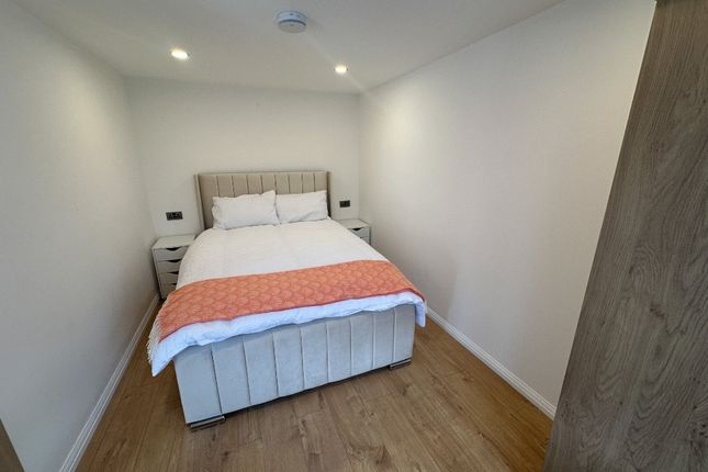5, Kimble Close, Northampton photo 5