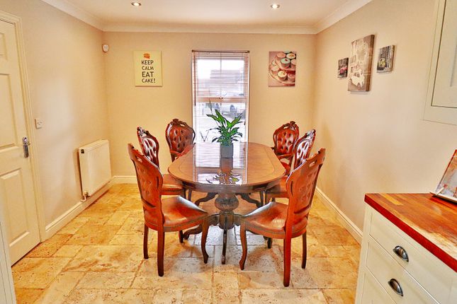 9c, Foster Road, Sugar Way, Peterborough photo 4