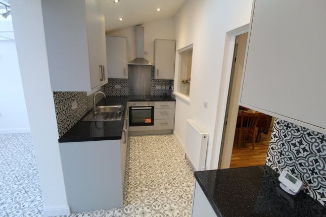 4, Broomgrove Gardens, Edgware photo 5