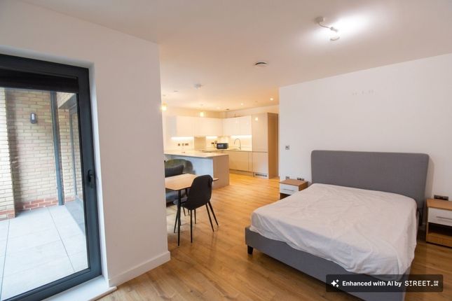 Apt 22, Pyramid House, Ashford photo 4