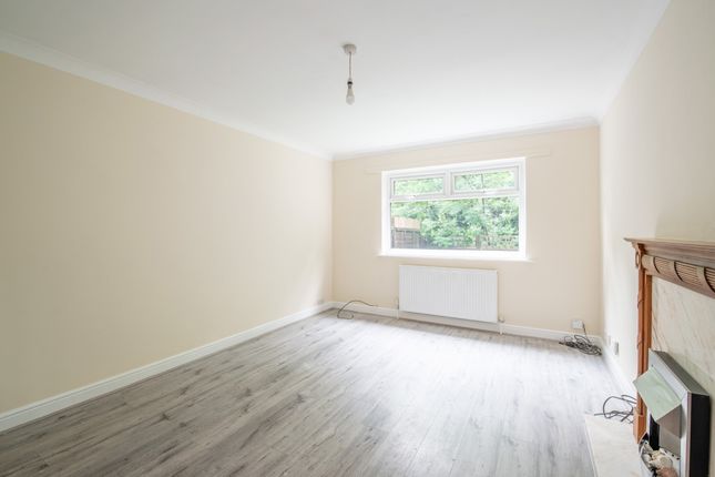 90, Gloucester Road, West Yorkshire photo 4
