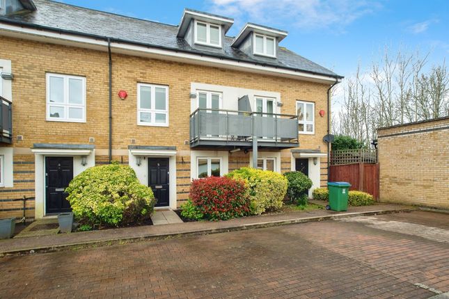 Thumbnail Town house for sale in Hugo Close, Watford