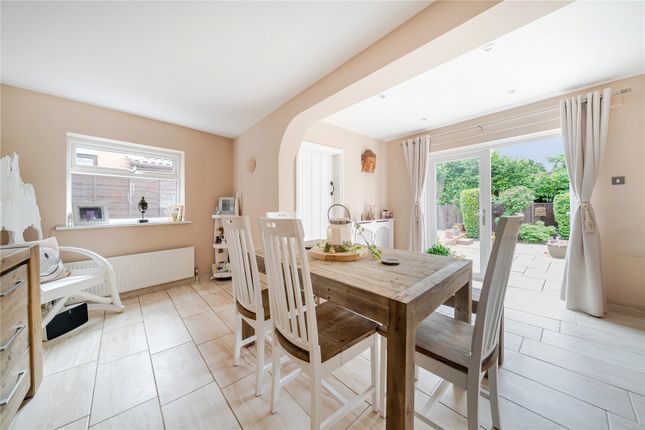 4A,, Frimley Green Road, Camberley photo 4