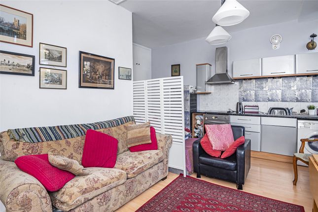 14, Kersfield House, Putney photo 3