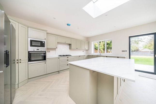 33, Beresford Avenue, Surbiton photo 3