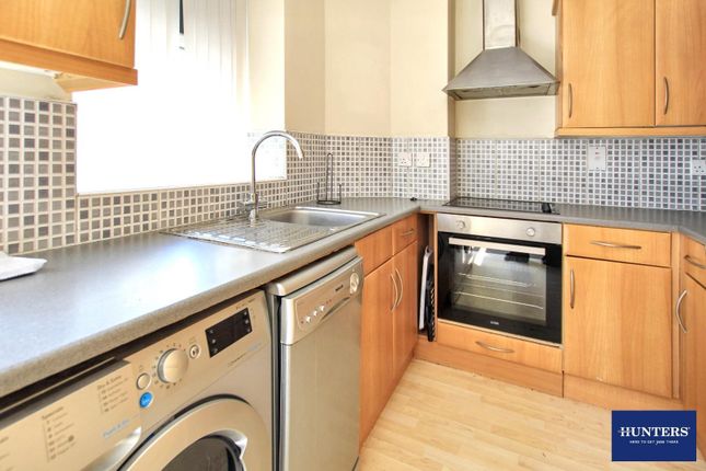 Flat 1, 175 Sunbridge Road, Bradford photo 4