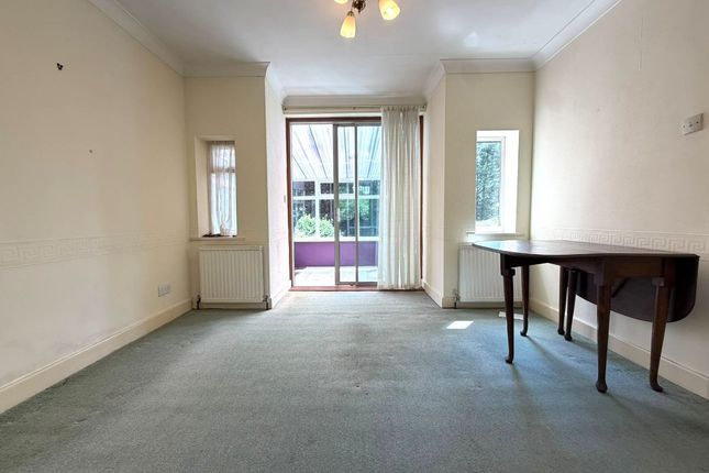 17 Assheton Road, Blackburn photo 5