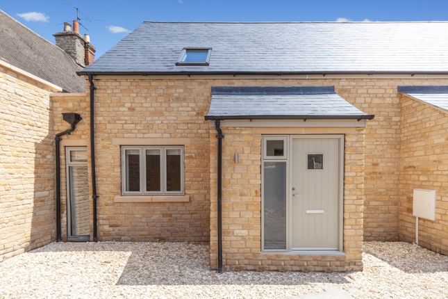 Thumbnail Semi-detached house to rent in Corn Street, Witney