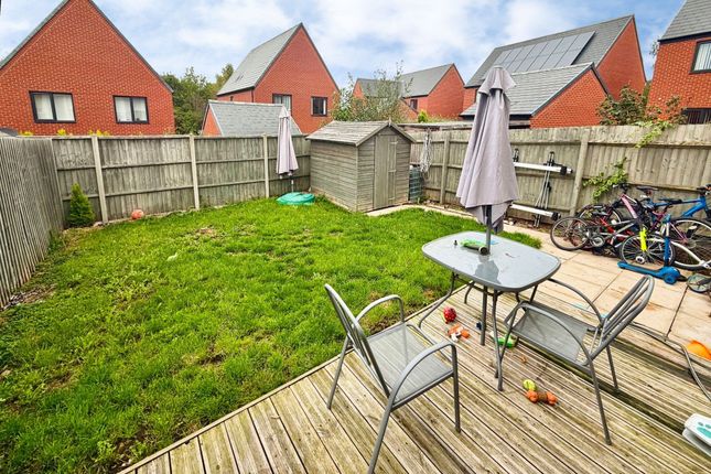 54 Hendy Avenue, Telford photo 4