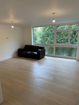 Flat 17 Westergate, Corfton Road, Ealing photo 4