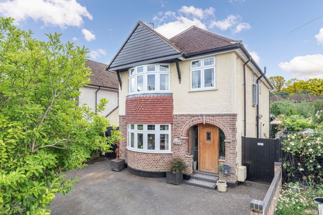 Thumbnail Detached house for sale in Rowtown, Surrey