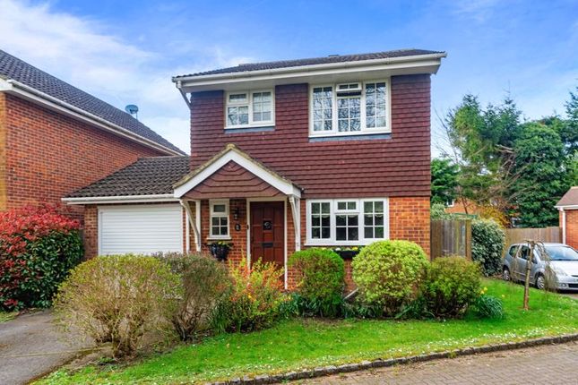 Detached house for sale in Vernon Walk, Tadworth