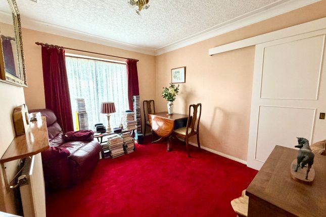 54, Elgin Avenue, Ashford photo 4
