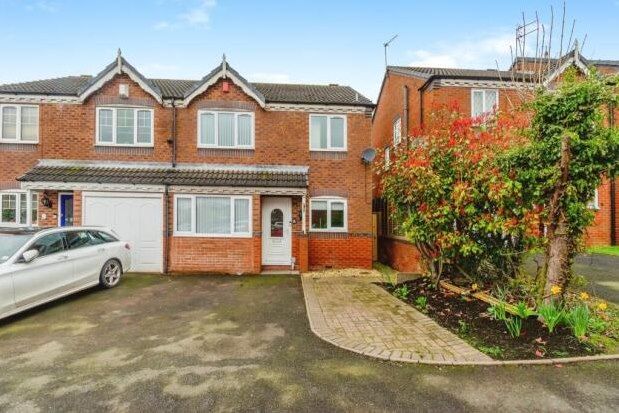 Thumbnail Property to rent in Mistletoe Drive, Walsall