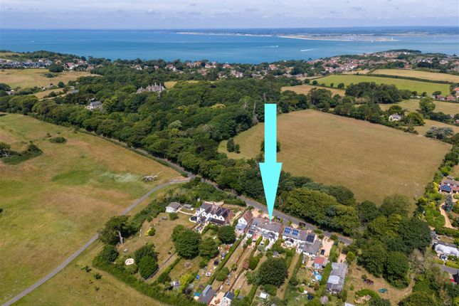 Fern Cottage, 3 Swanage Terrace, Moons Hill, Totland Bay photo 2