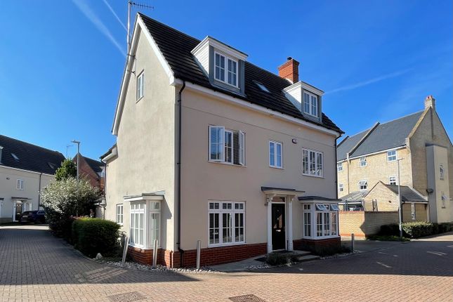 Thumbnail Detached house for sale in Taylor Way, Great Baddow, Chelmsford