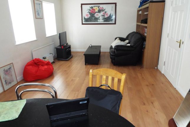 20, Schuster Road, Greater Manchester photo 3