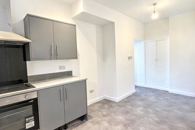 Flat 2, Yorke House, Boroughbridge, York photo 3