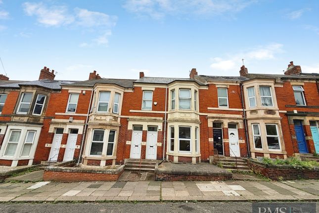 5-bed house on 30 & 32, Grosvenor Gardens, Newcastle Upon Tyne, £350,000