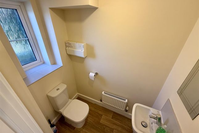 27, Adams Park Way, Kirkby-In-Ashfield photo 5