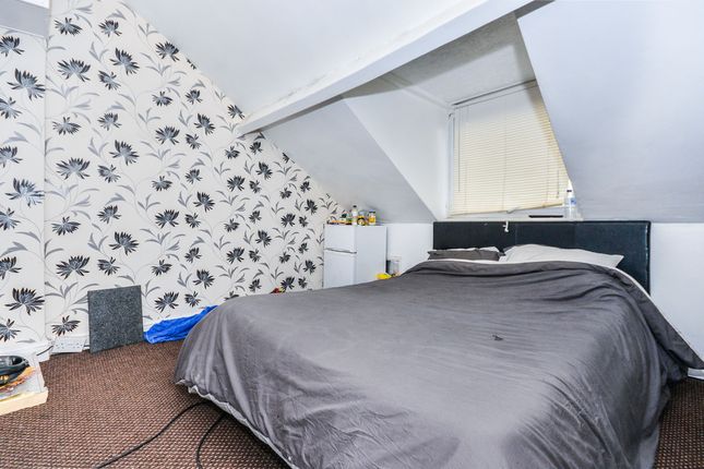 7, Sutton-in-Ashfield photo 5
