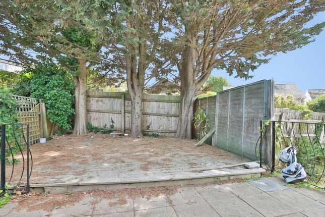 Flat 1, 37, Beaconsfield Road, Dorset photo 2