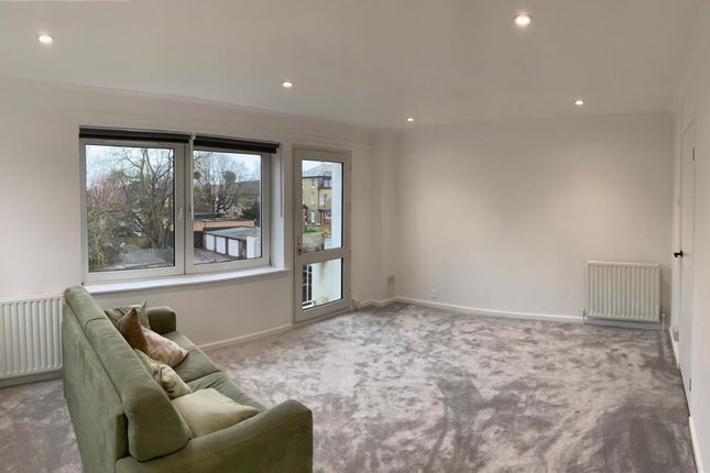 123, Maple Road, Surbiton photo 3