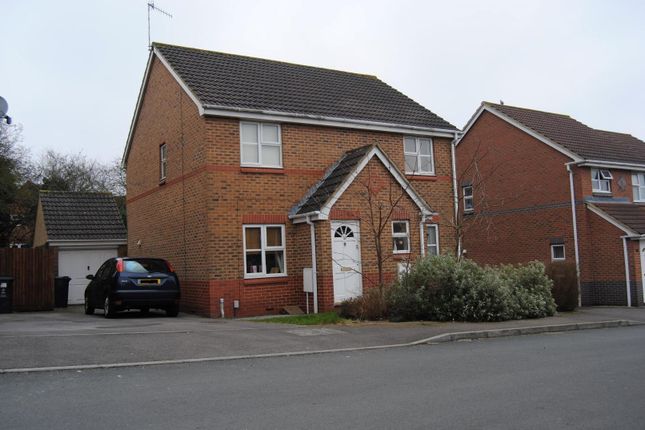 2-bed house on 30, Olivier Road, Swindon, £1,050/mo
