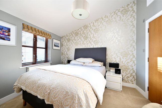 End terrace house for sale in Medina Place, Hove, East Sussex