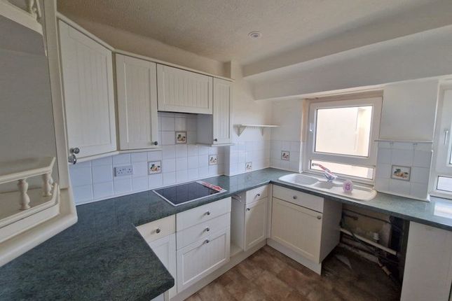 Rosemullion Court,Flat 7, Cliff Road, Budleigh Salterton photo 4