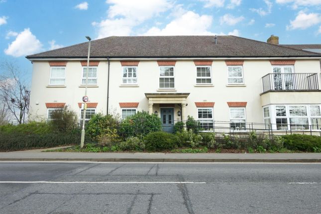 Thumbnail Flat for sale in The Street, Crowmarsh Gifford, Wallingford
