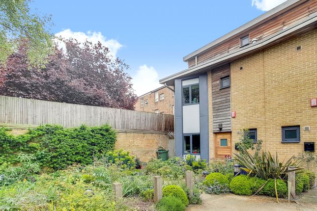 Semi-detached house to rent in Woodland Crescent, London
