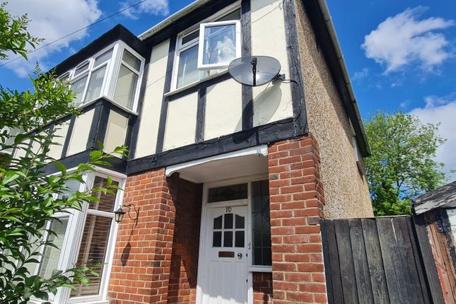 10, Mountfield Road, Luton photo 2
