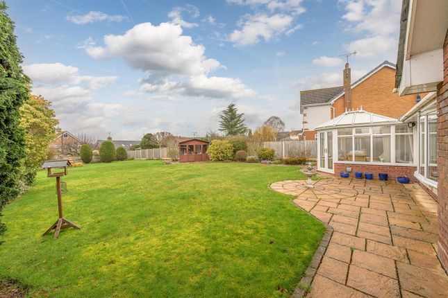 33, Pedmore Lane, Stourbridge photo 2