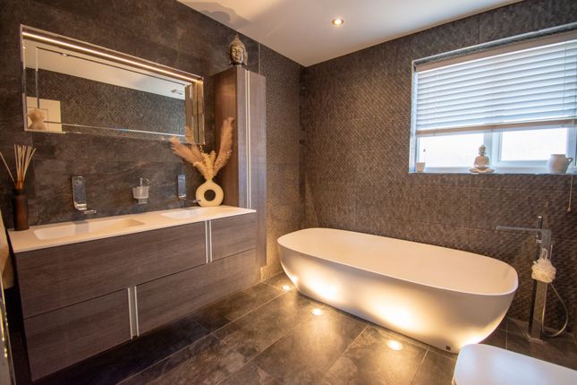 16 Ladkin Close, Loughborough photo 3