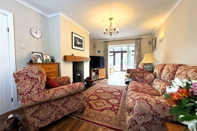 8, Grove Hill, Pembrokeshire photo 2
