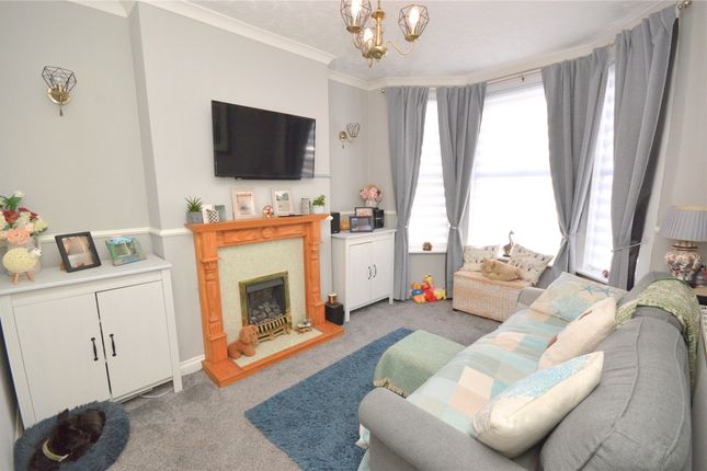 17 Balmoral Avenue, Plymouth Devon, Devon photo 2